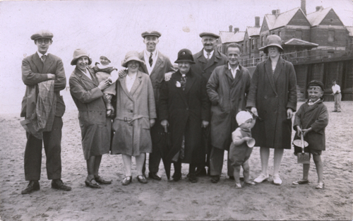 Gertrude with Bob and Marjorie c1929