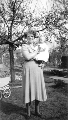 Gertrude with her first grandaughter at Birstall 1952