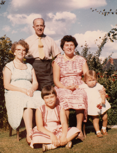 Gertrude, Fred and family at Birstall c1958